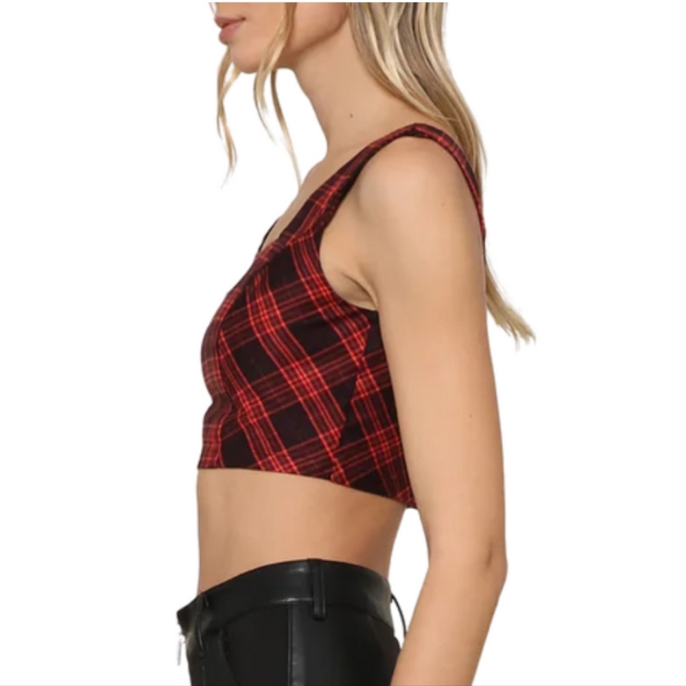 Steve Madden Orchard Crop Top in Red Plaid. Multiple sizes. Red and black - Picture 10 of 16
